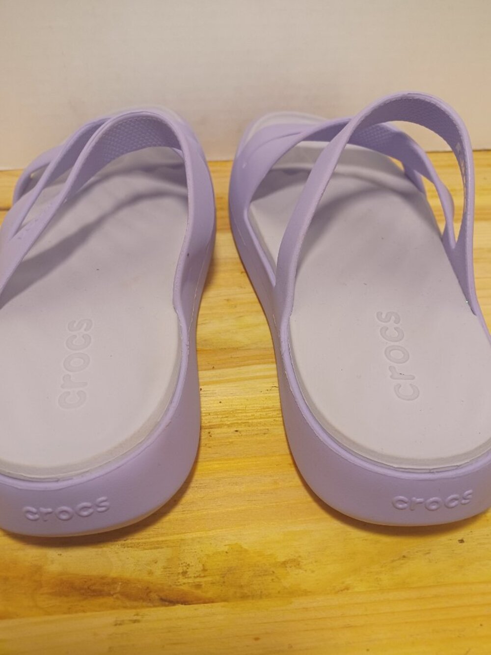 New CROCS Strappy Slides Size 6W - Picture 4 of 5